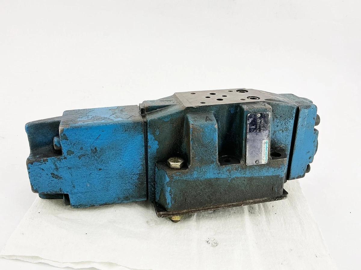 Used Rexroth 4WRZ16W150-60/6AG21-NETZ4/M Hydraulic Valve