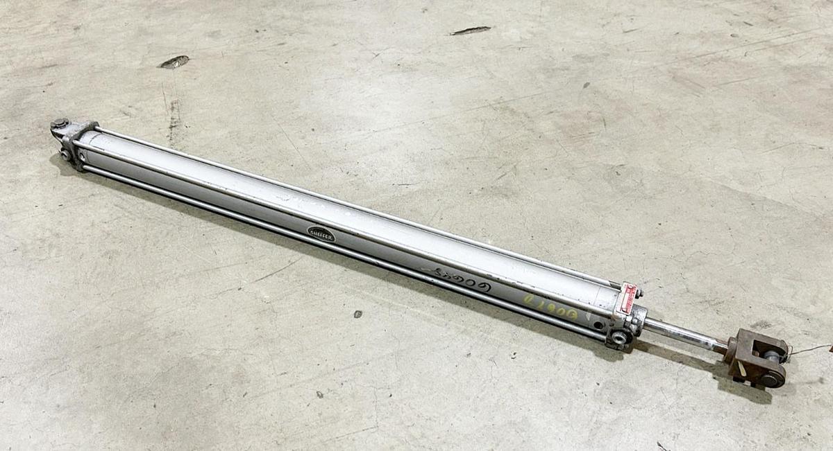 New Sheffer Co. 1.5C20C24CC Pneumatic Cylinder - No Box