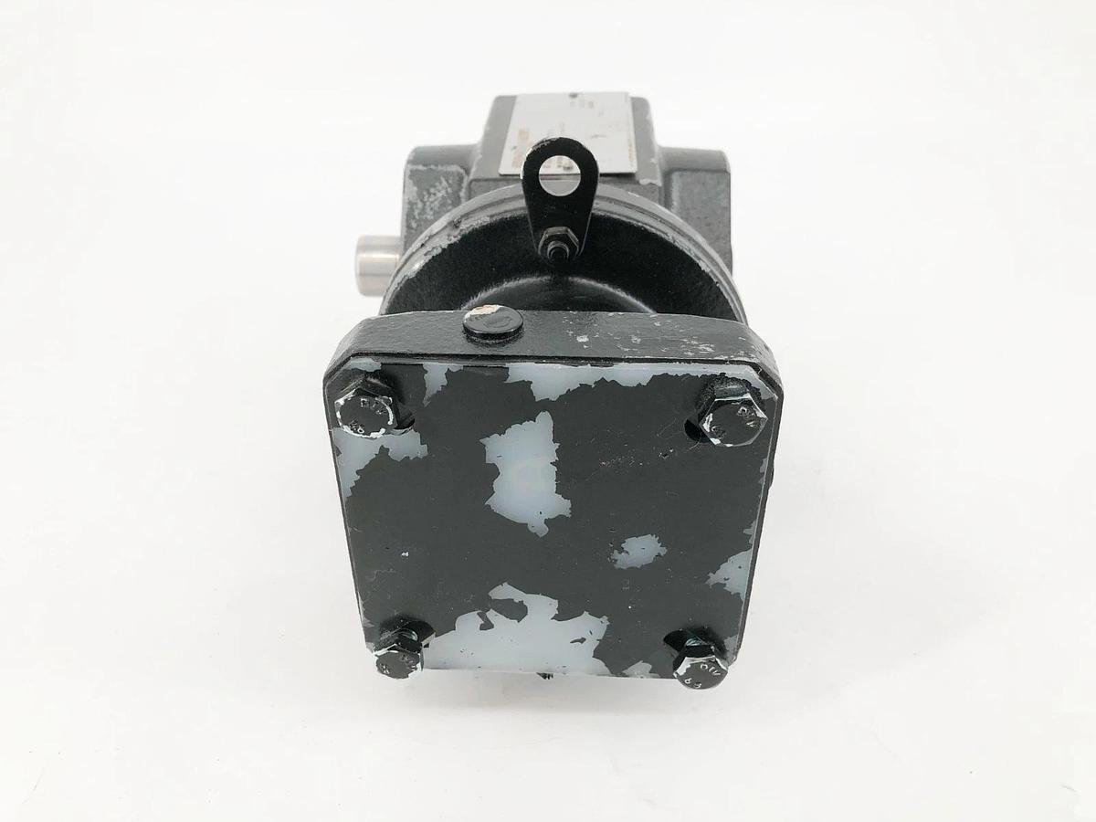 Used SEW Eurodrive SH37 AQSH100/4 Gear Reducer 19.89:1 4500rpm