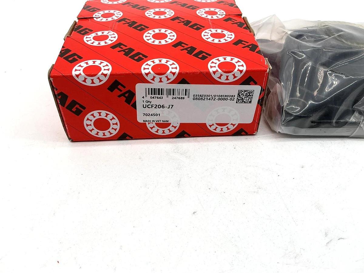New FAG UCF206-J7 Ball Bearing 4-Bolt Flange Unit 30mm ID