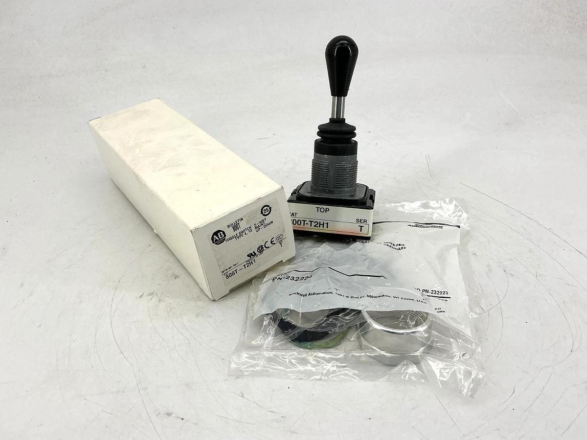 New Allen Bradley 800T-T2H1 Ser T Toggle Switch 2-Way Maintained Up/Down