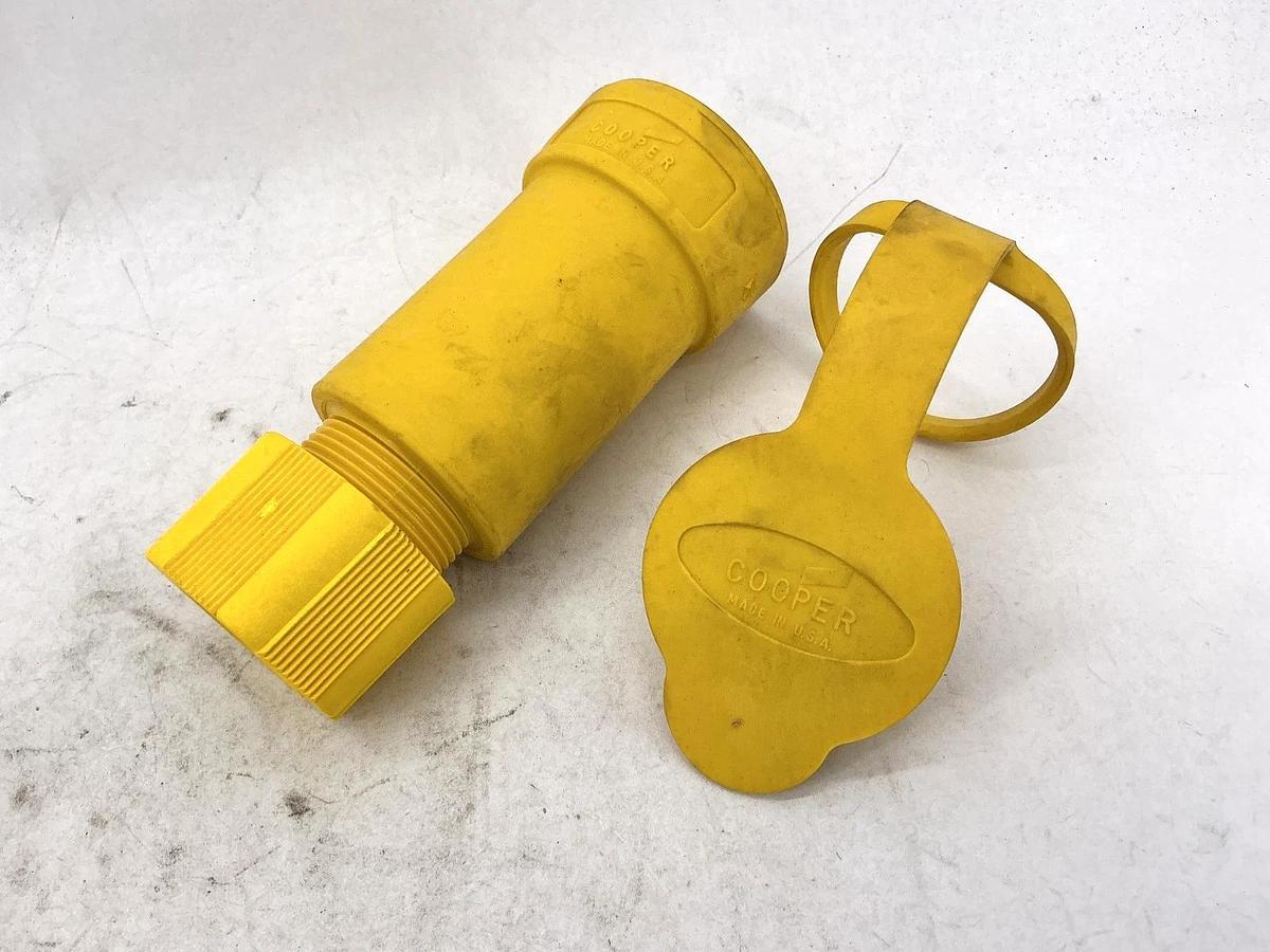 New Cooper L1620CW Watertight Connectors 20A 480V 3Ph 3P 4W GRD L16-20R