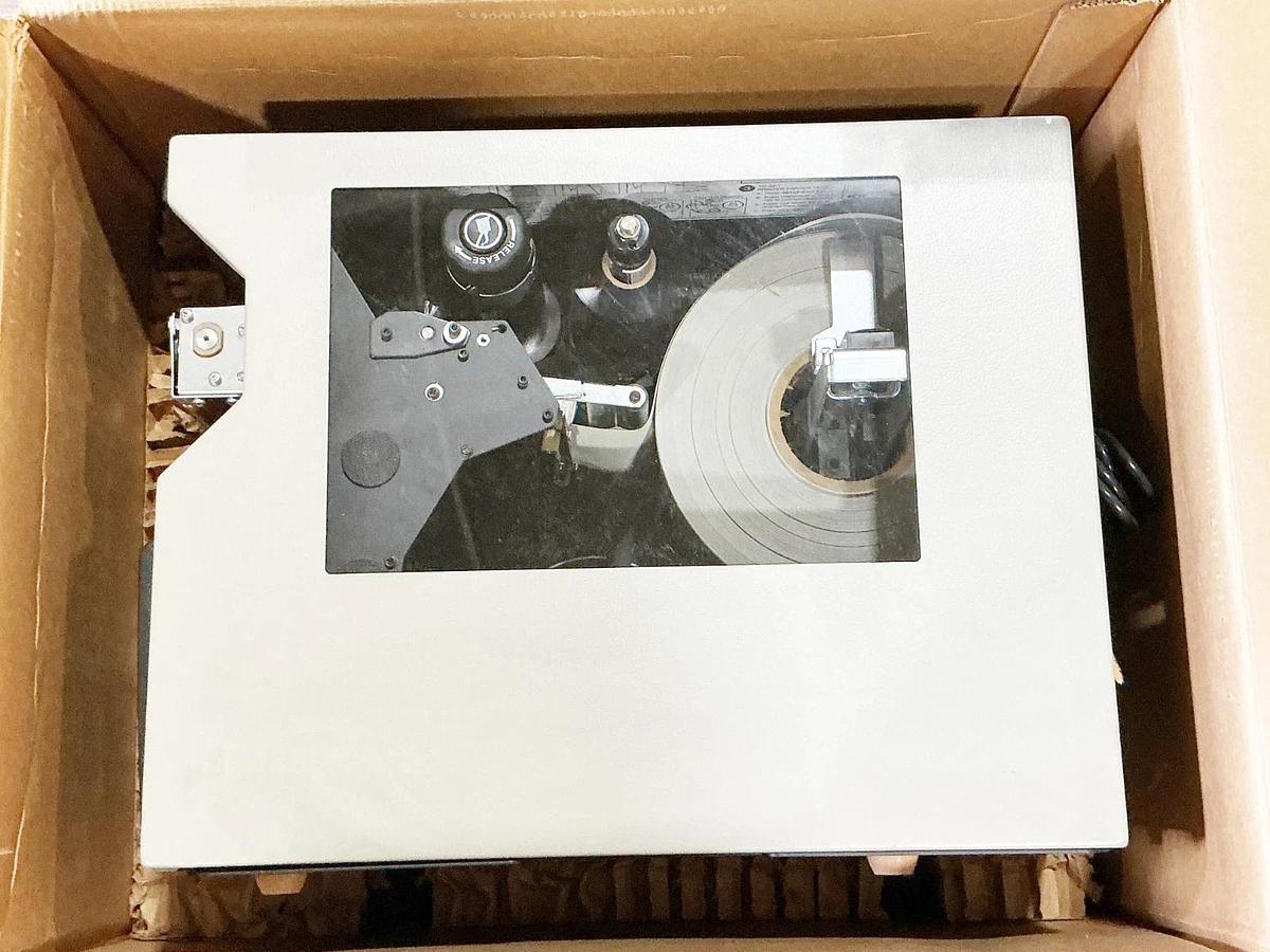 New Zebra 140XiIII Thermal Laser Label Printer 4A 300W 140-101-00100