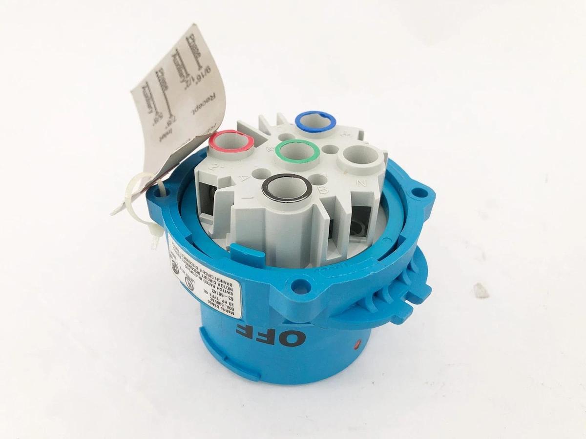 New Meltric 63-68143 Inlet/Plug DSN60 60A 3P + E 600VAC 20HP Type 4X