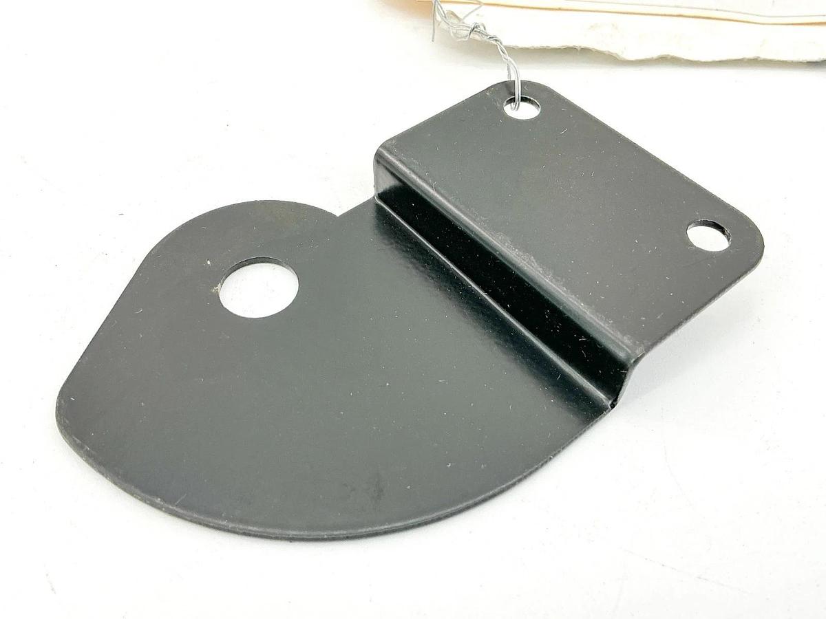 New Hyster 1370319 Outer LH Hose Guard