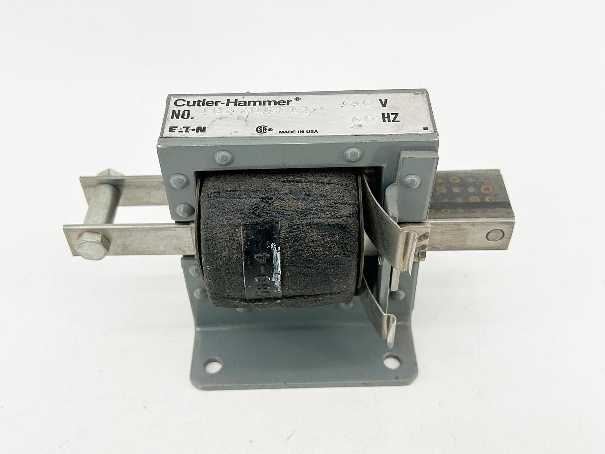 New Cutler Hammer 10370H711 Starter Solenoid 440V 60Hz
