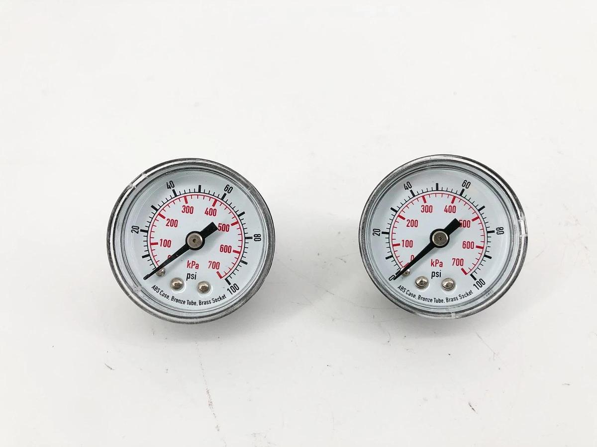 Lot of 2 New 4FLZ7 Bourdon Tube Pressure Gauges 1.5" 0-100psi 4FLZ7A