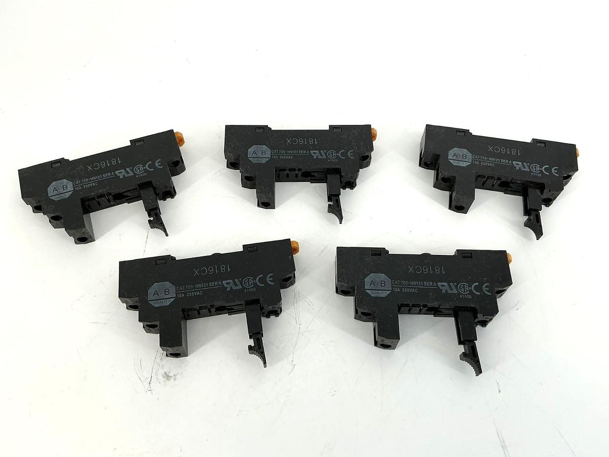 Used Lot of 5 Allen Bradley 700-HN121 Ser A Relay Socket 10A 250V