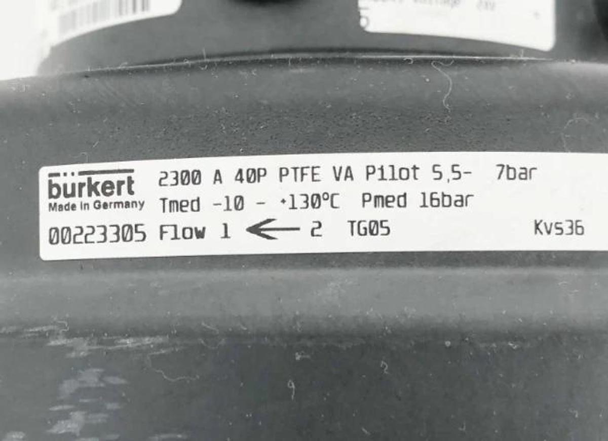 New Burkert 00223305 Seat Valve 2300 A 40P PTFE VA 36 PS 25bar - No Box