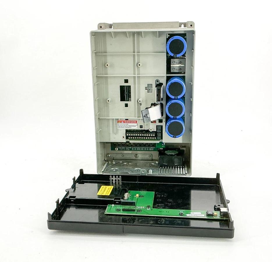 New Allen Bradley 20AD040A3AYNANC0 Powerflex AC Drive 480V 30HP 3PH 22kW Ser.A