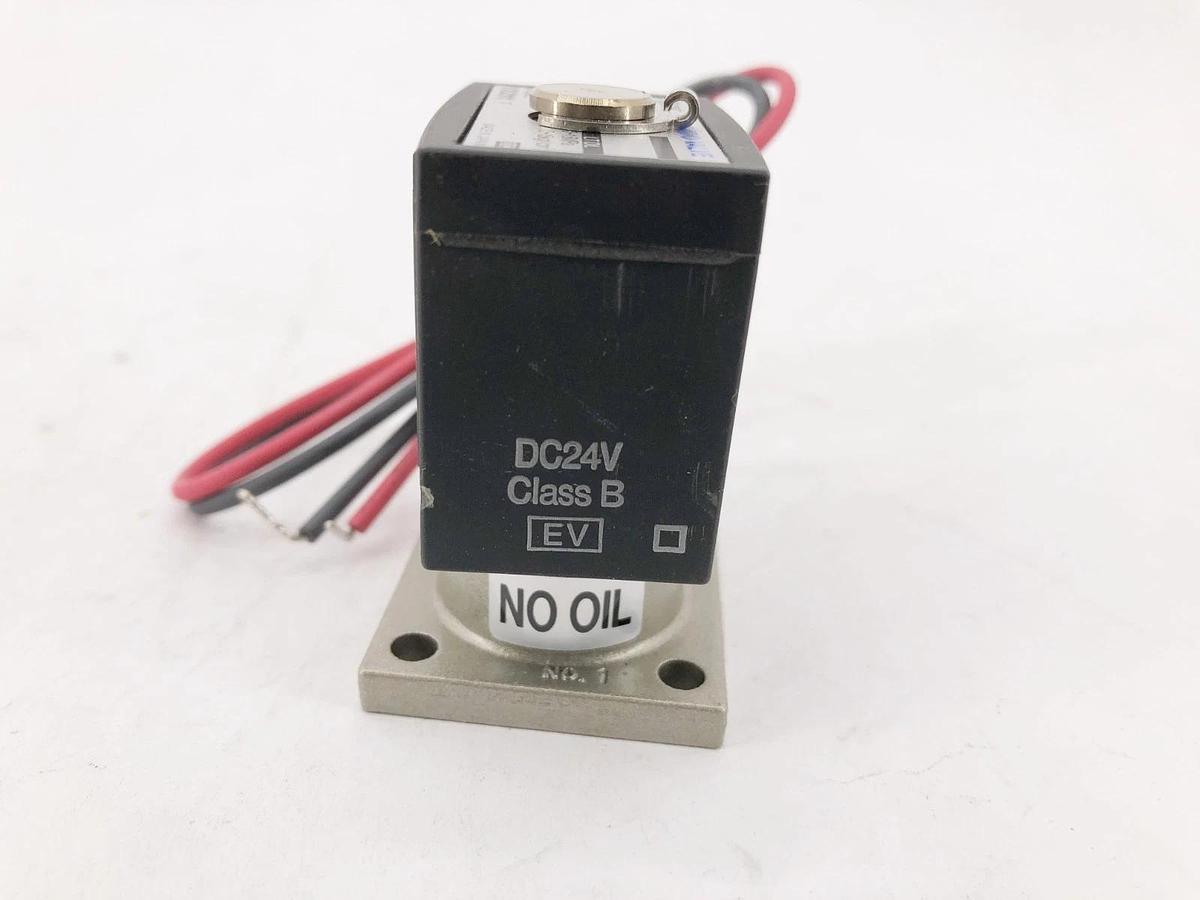 New SMC VX2111F-00-5G Solenoid Valve Coil 24VDC 2mm Orifice - No Box