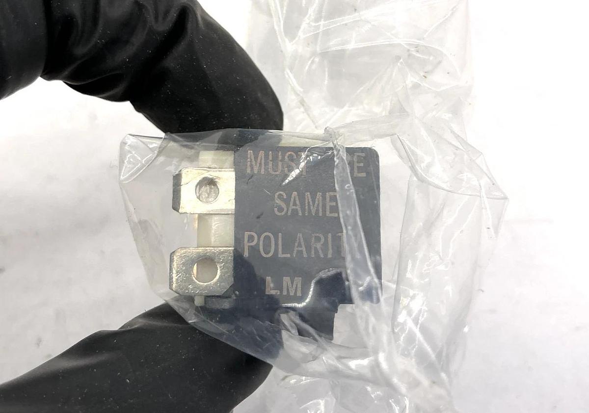 New Square D 9007DO-15 Ser A SPDT Replacement Snap Switch 9007DO15 45640