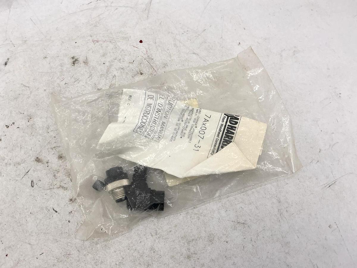 New BradConnectivity Molex Woodhead 7A3007-31 Attachable Micro-Change Male 3P