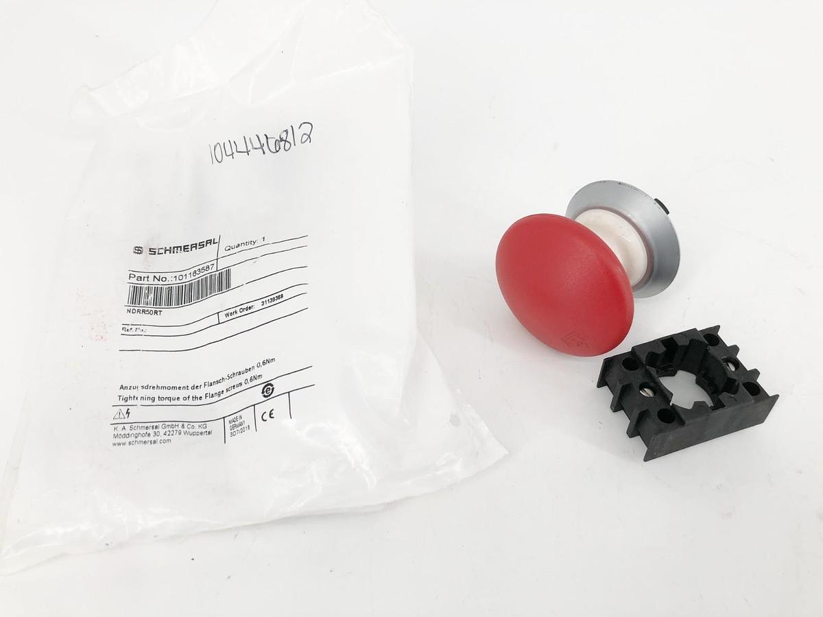 New Schmersal 101163587 E-Stop Switch Latching Red NDRR50RT