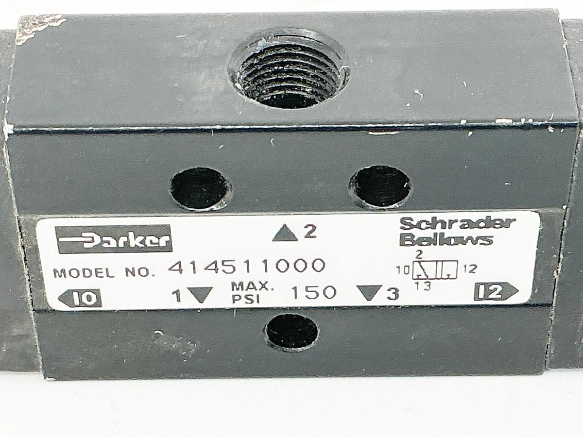 New Parker 414511000 3 Way Spool Valve 150PSI