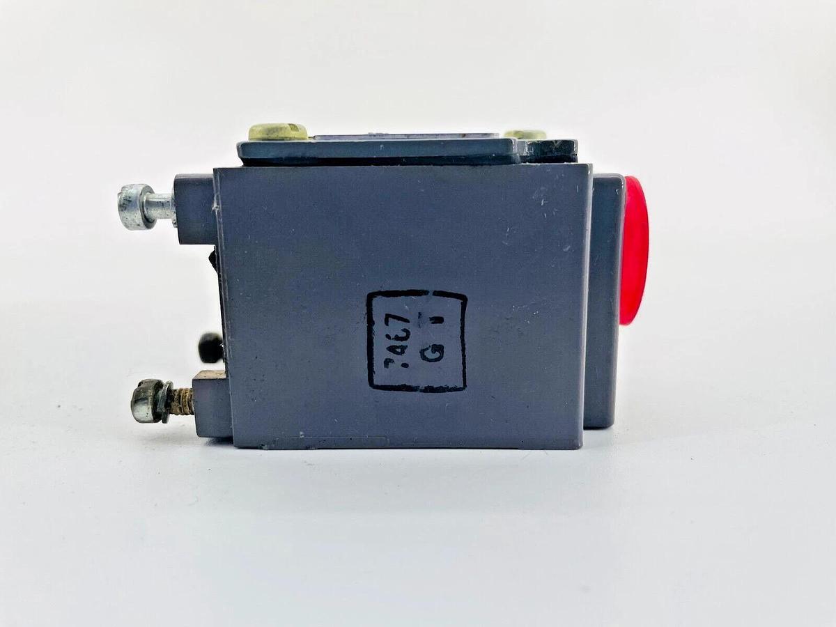 Used Square D 9007B51B Limit Switch Operating Head NO PLUNGER