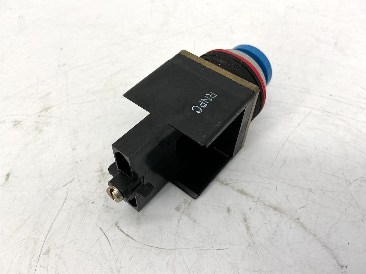 New Allen Bradley 800MR-NX3 Ser A Round Push Button Flush Head Blue Cap