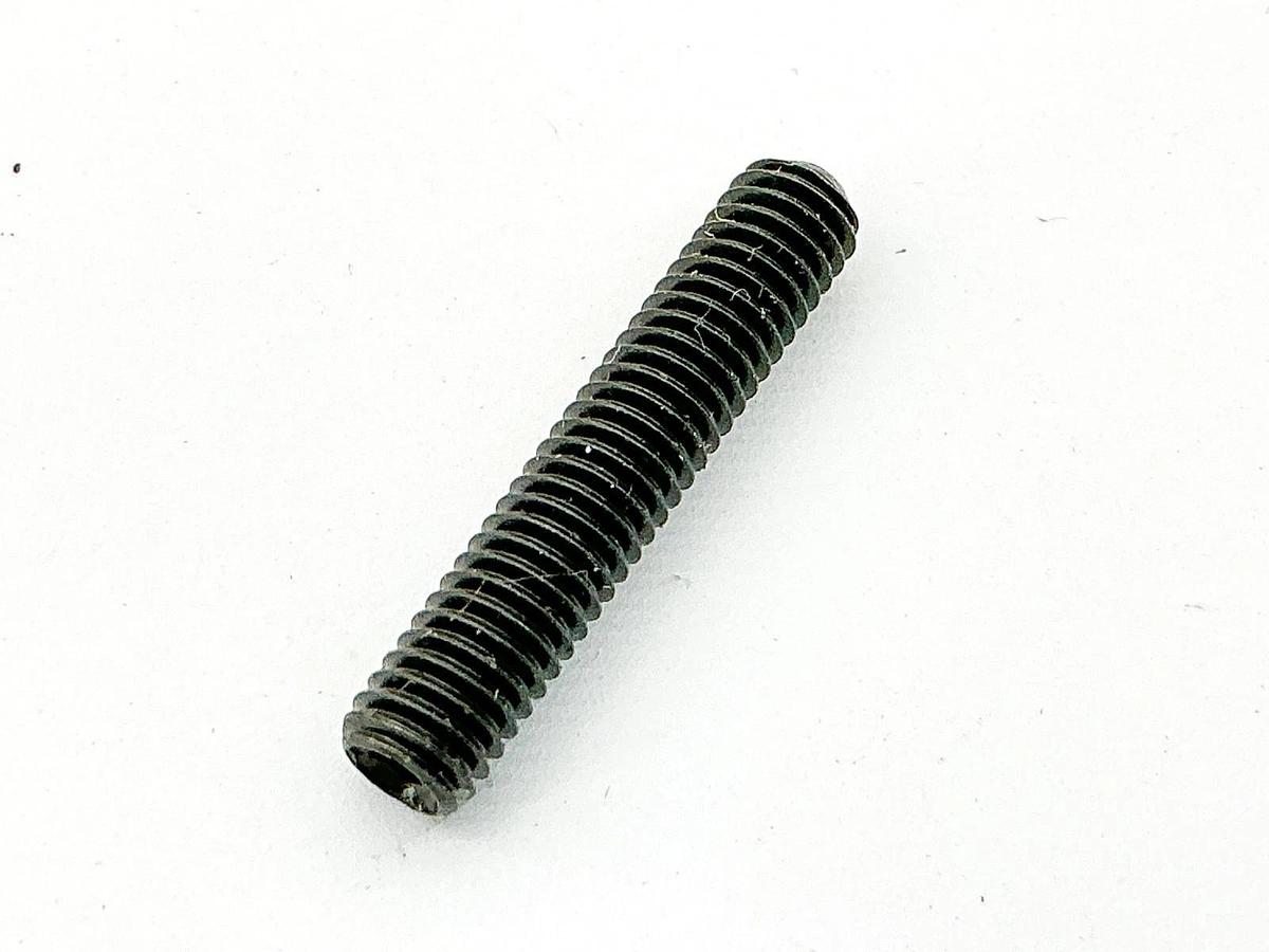 New Lot of 100 Decorah LLC DHI-23160-006-0025 Cup PT Socket Set Screw 10-32 X1