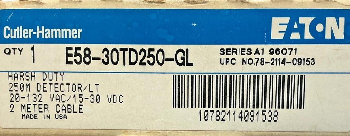 New Eaton Cutler-Hammer E58-30TD250-GL Ser A1 Photoelectric Sensor 132VAC 30VDC