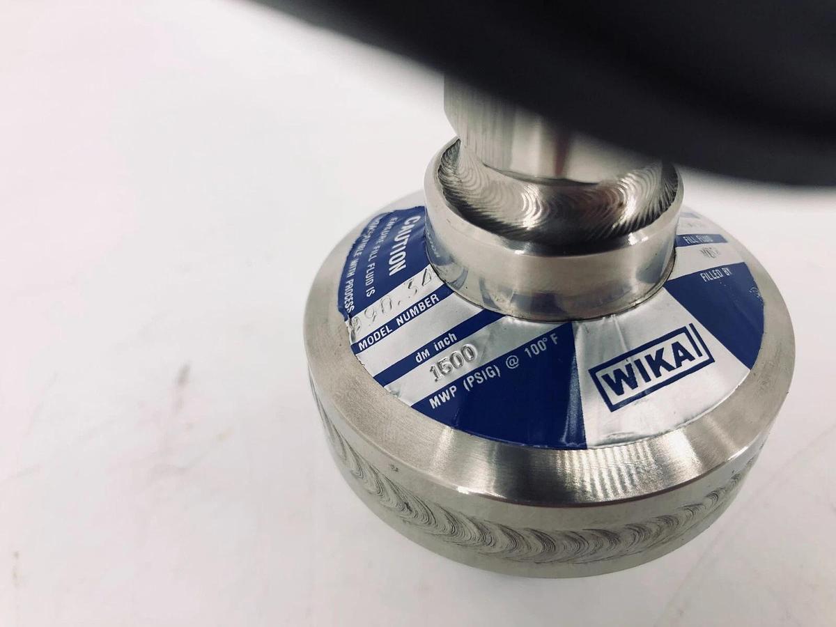 WIKA 9833914 Process Gauge 4.5 Dial 1/2 NPT Connection -30/0 Psi Liquid Filled