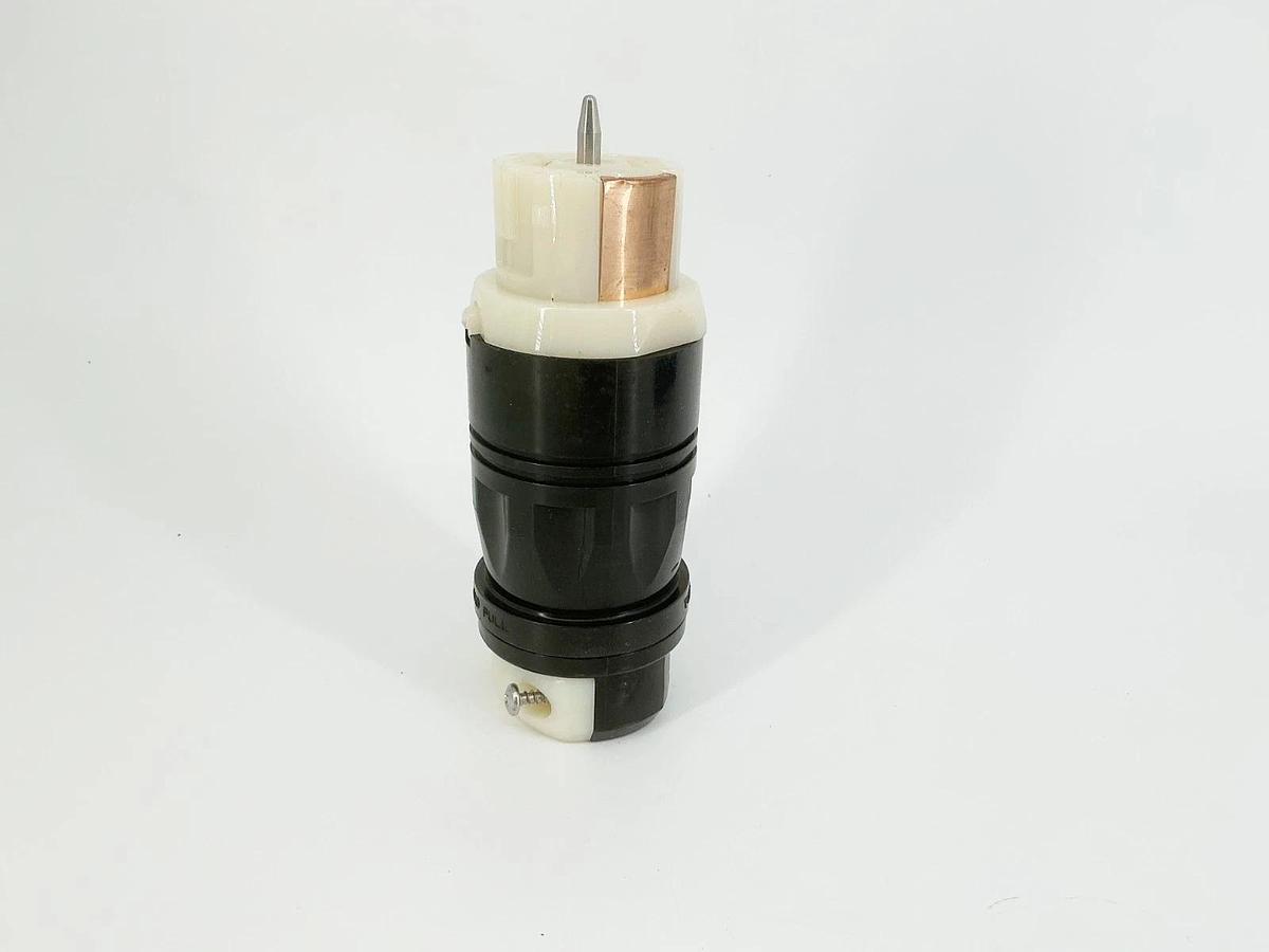 New Leviton 520-CS816-4C Connector Plug 3P 50A 480V
