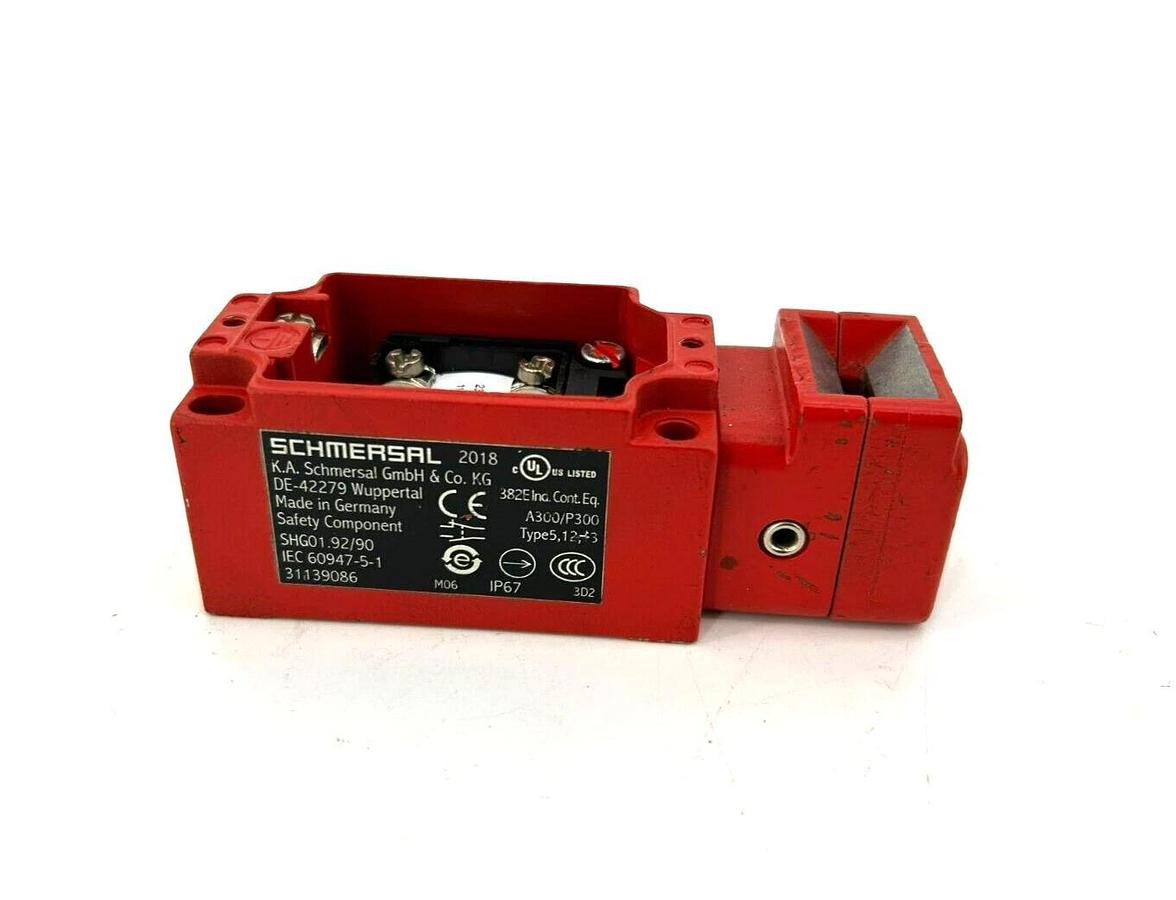 New Schmersal SHG01.92/90 Snap Action Safety Switch - Missing Faceplate