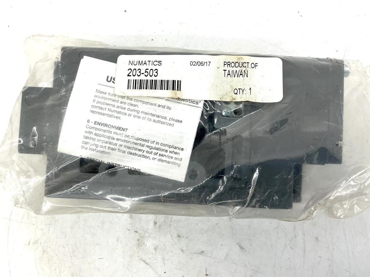 New Numatics 203-503 Sub-Base 1-Station Side Ports Only 3/4" NPT 203503