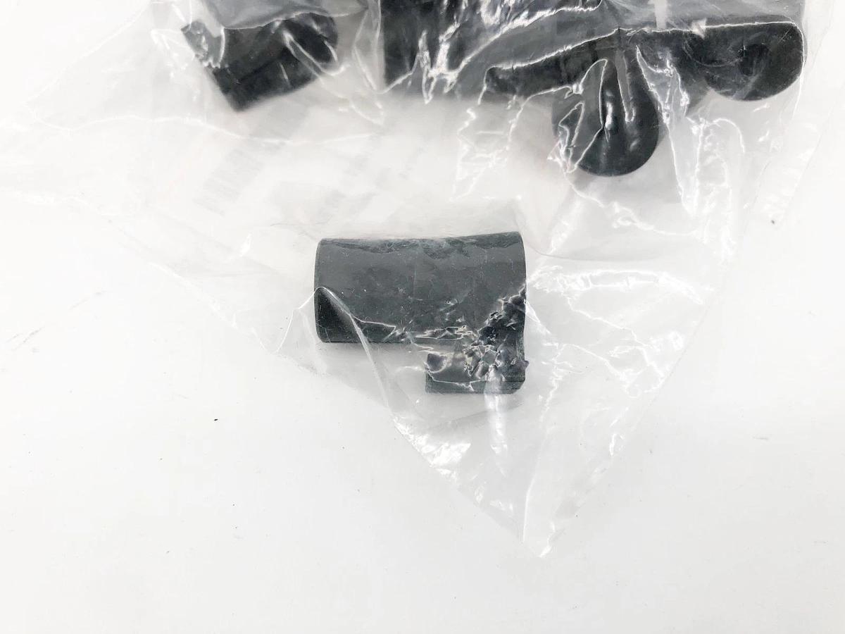 Bag of 12 New Murrplastik 87141214 Cable Entry Grommets KDT/X 04 for 4-5mm Diam.