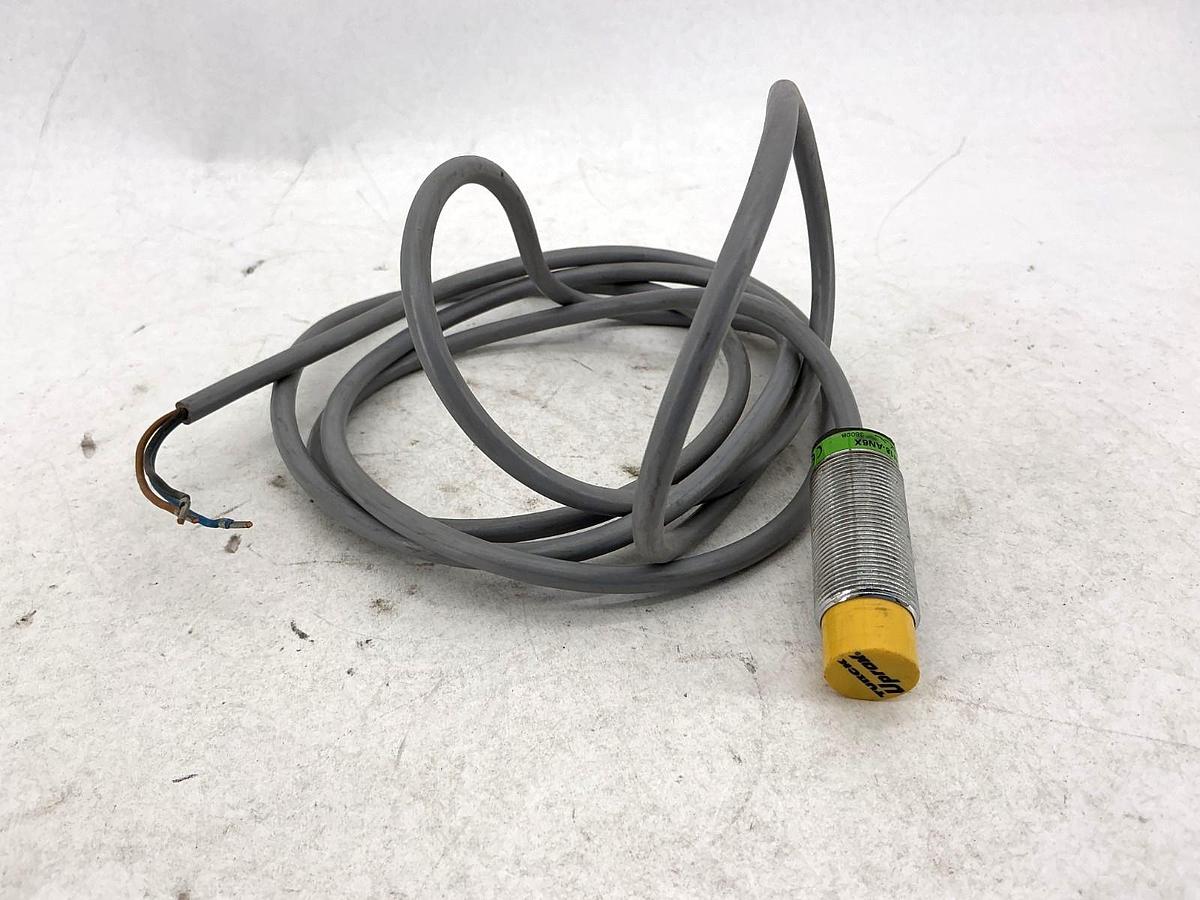 New Turck NI12U-M18-AN6X Uprox Proximity Sensor 3-Wire 10-30VDC - No Box