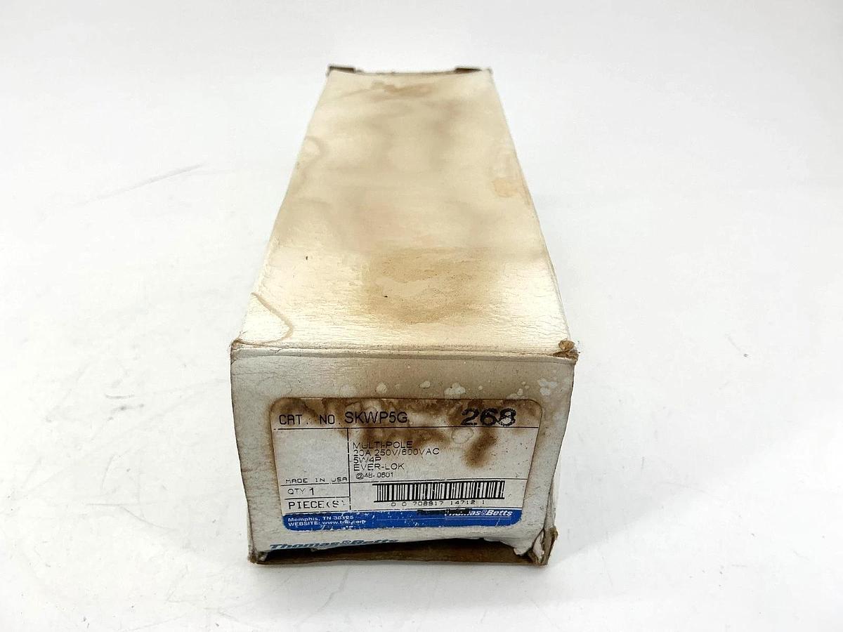 New Thomas & Betts SKWP5G Multi-Pole Watertight Plug 4-Pole 5-Pin 20A 250/600VAC
