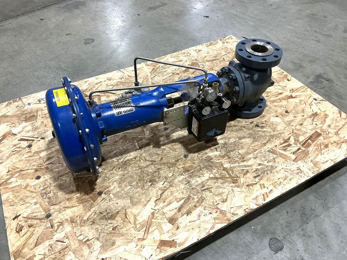 New Dyna-Flo DFC Actuator Size 2105 Travel 1-1/2 6-30PSI Body Type-360 Size 3