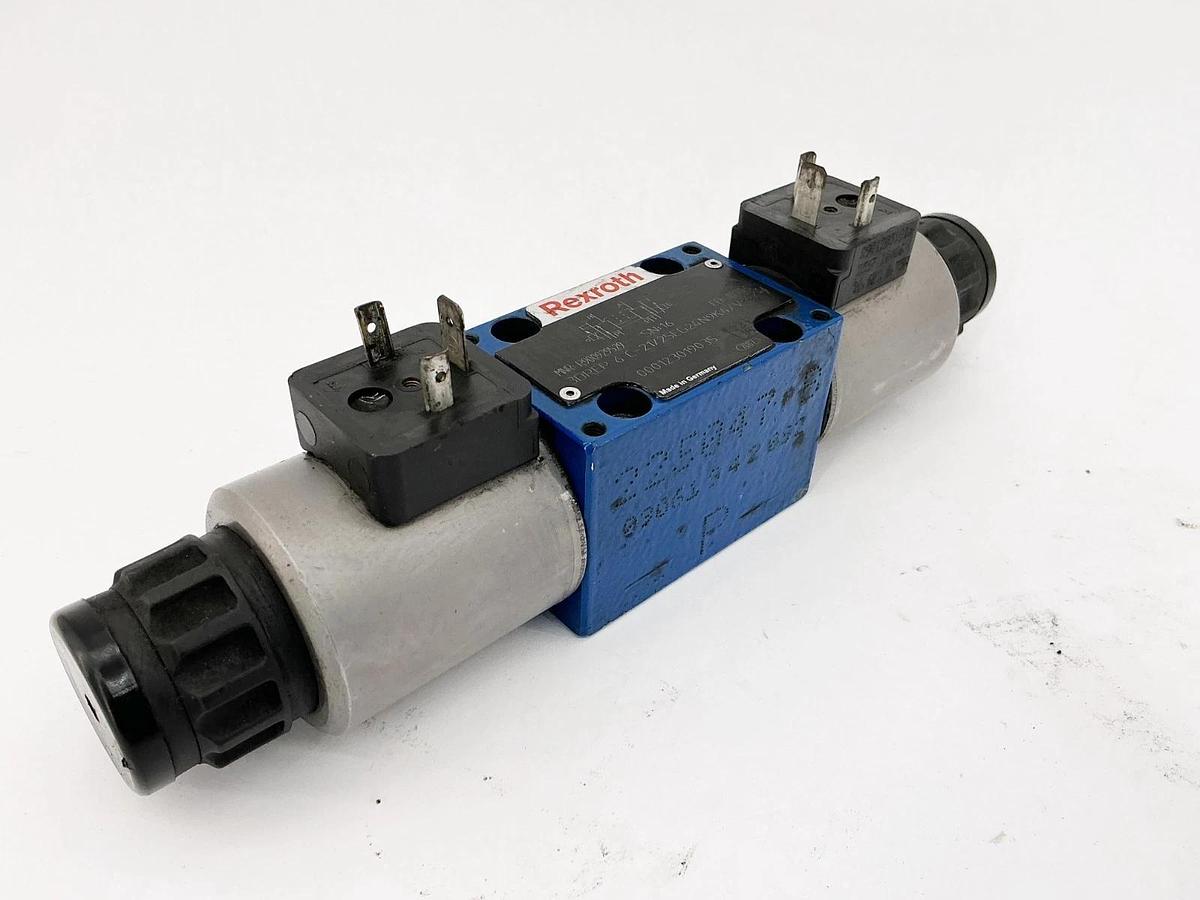 New Rexroth 3DREP6C21/25EG24N9K4/V Hydraulic Control Valve 25Bar R900929529