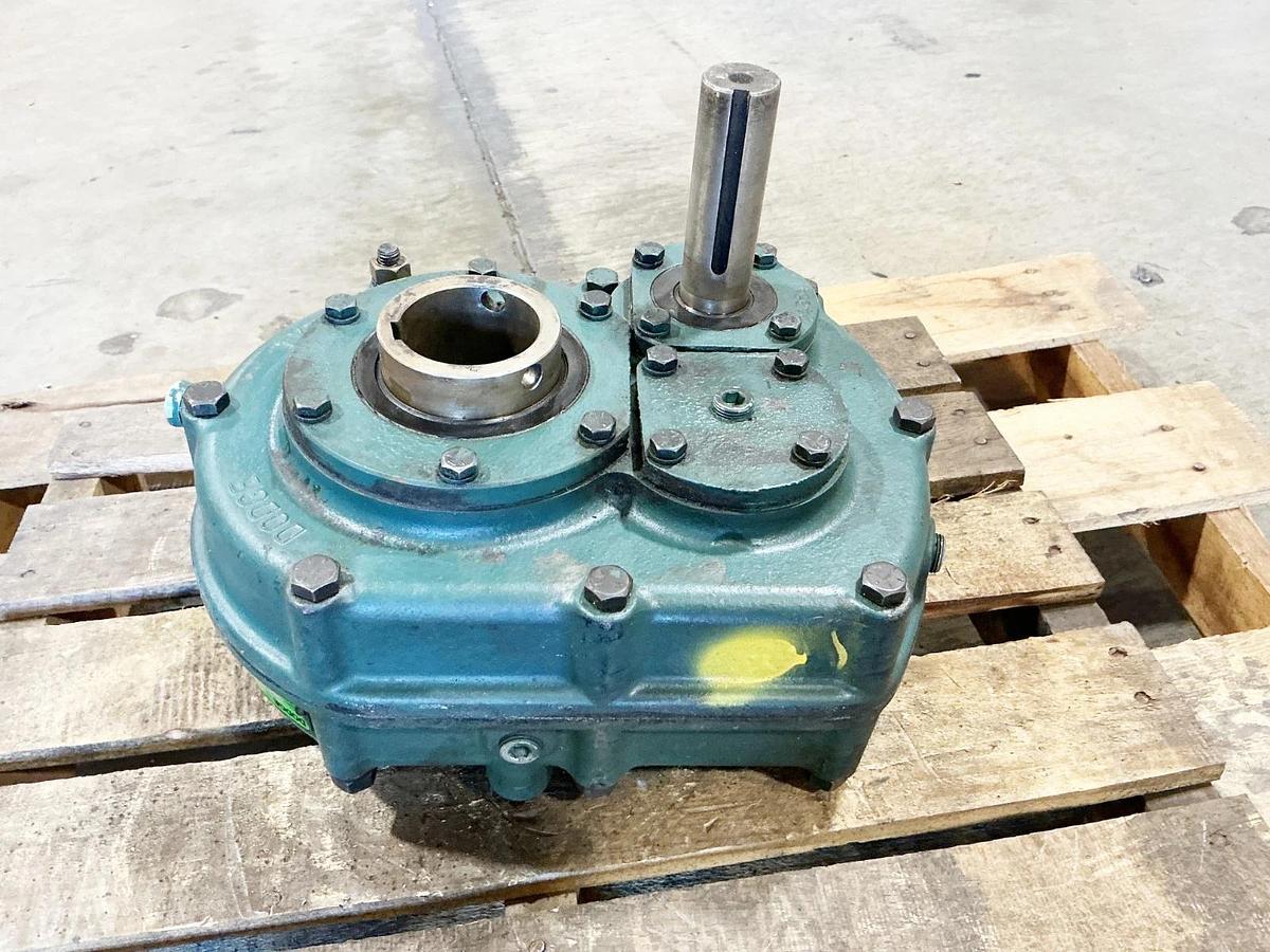 Used Dodge 243513 FH Torque Arm Speed Reducer 2083HP 14.88 Ratio TXT315BS