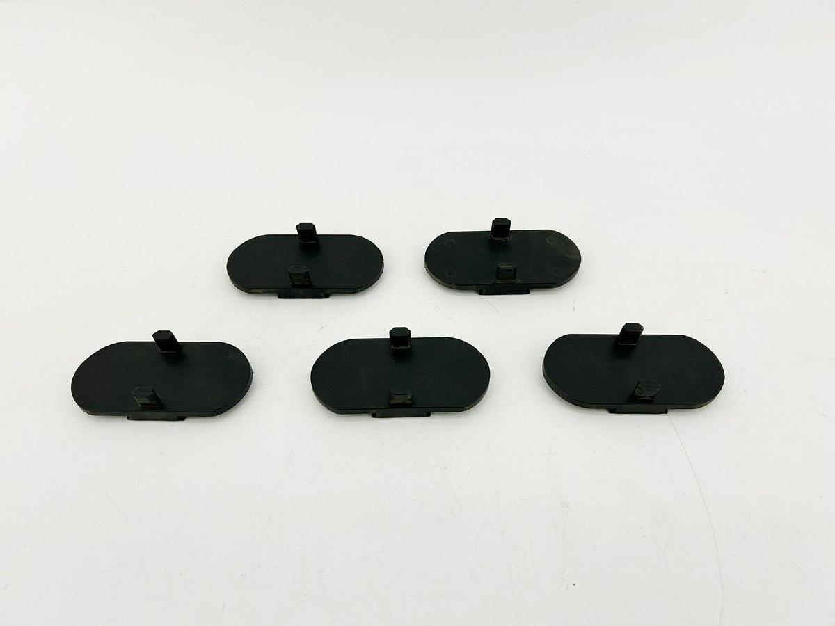 Lot of 5 New Igus E4.28.02.200 E-Chain Plates, 1 5/8 in. x 3 1/2