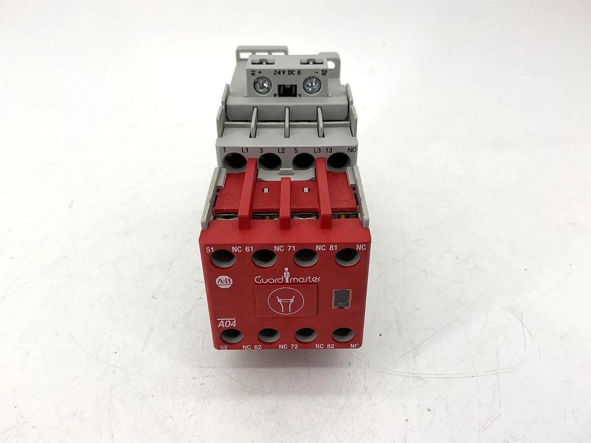 New Allen Bradley 100S-C09EJ14C Ser A Safety Contactor 1NOC/4NCC 9A Coil 24VDC