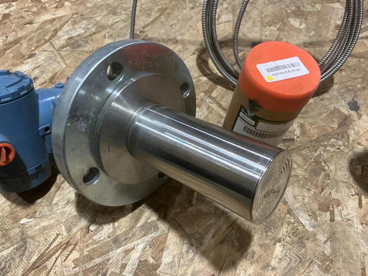 New Rosemount 3051CD2A22A1AS2M5 Pressure Transmitter 285PSI 10.5-55VDC No Box