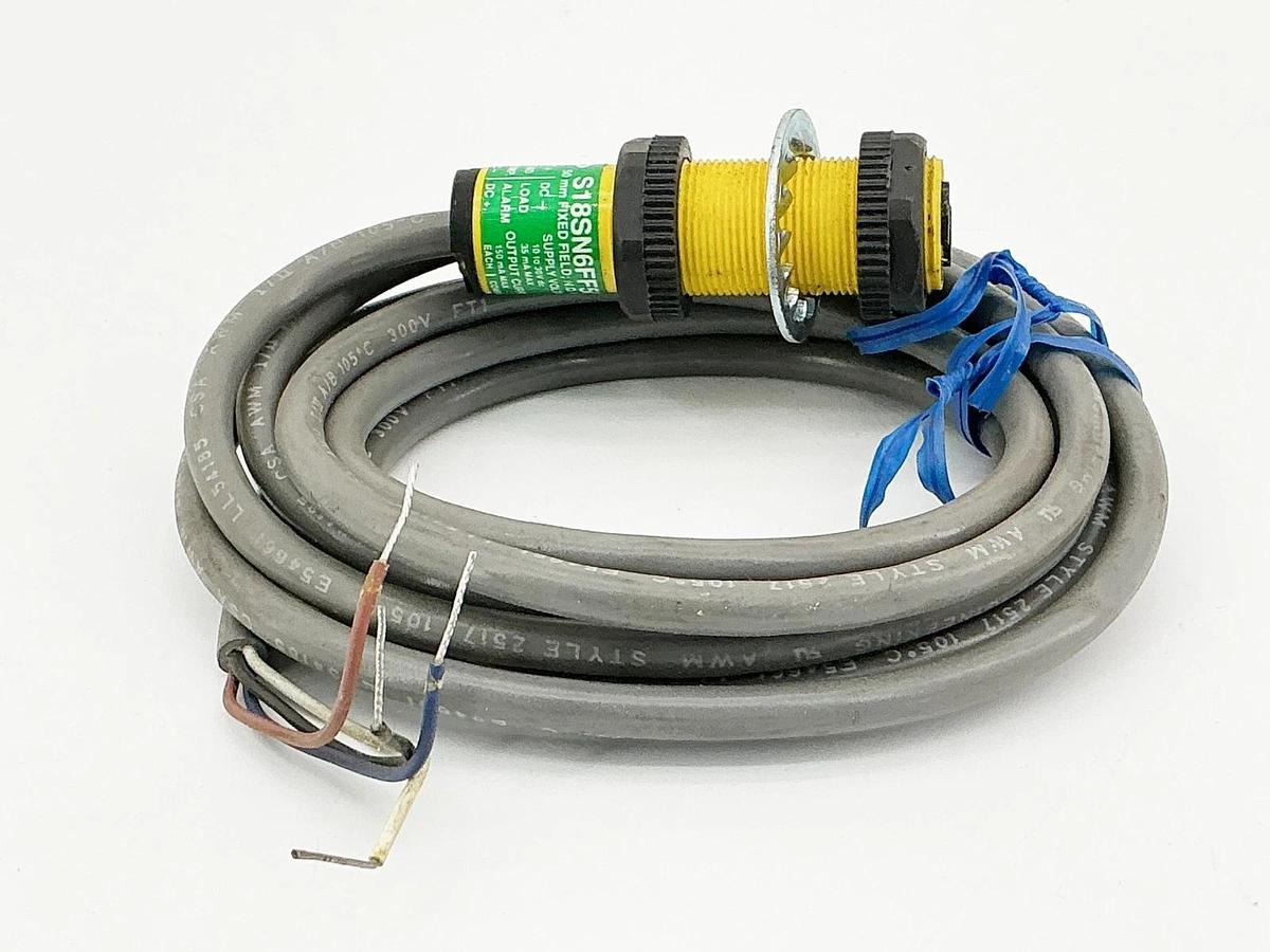 New Banner S18SN6FF50 Photoelectric Sensor 10-30VDC 50MM Fixed Field