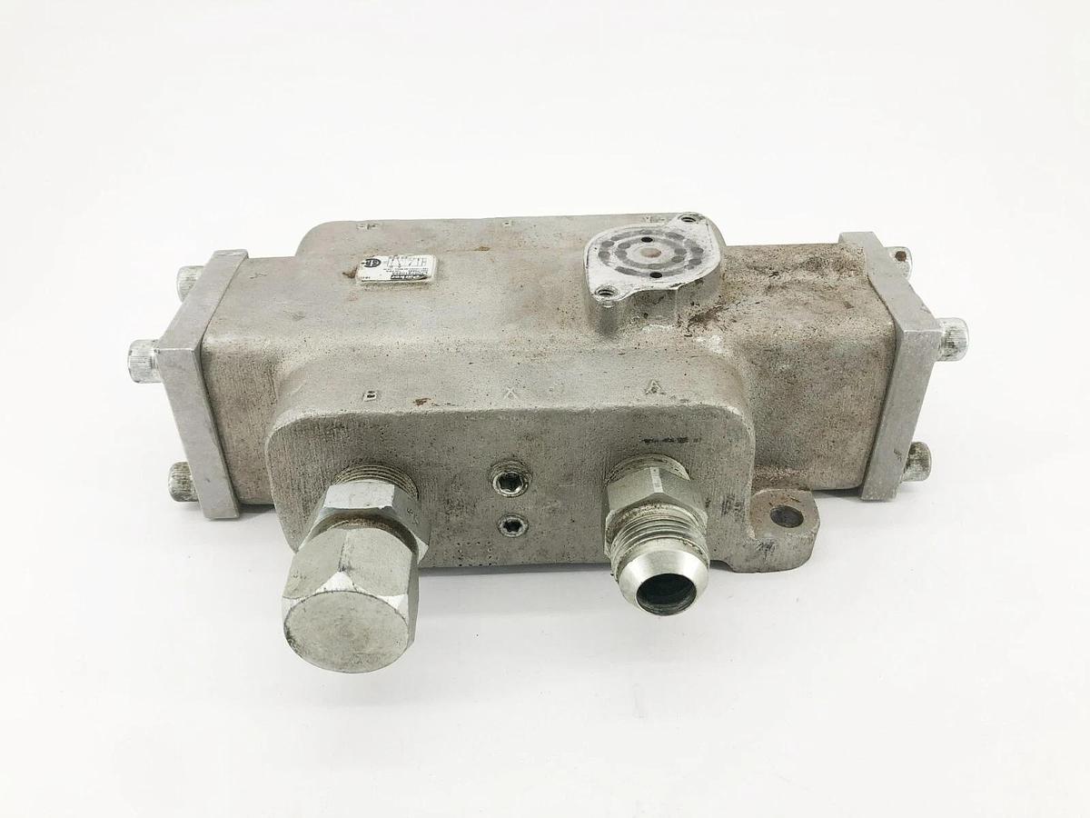 Used Parker L7057910253 Solenoid Valve 110-120V 50-60Hz 140psig