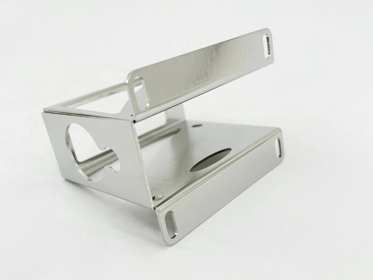 New Banner Engineering SMBLT32 Full Protection Sensor Bracket 69236