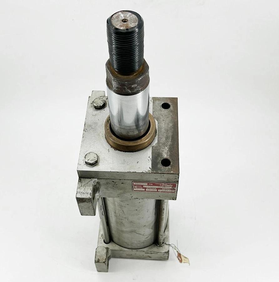Used New Milwaukee Cylinder B9482 Hydraulic Cylinder 250PSI 4" Stroke 4" Bore 9/95