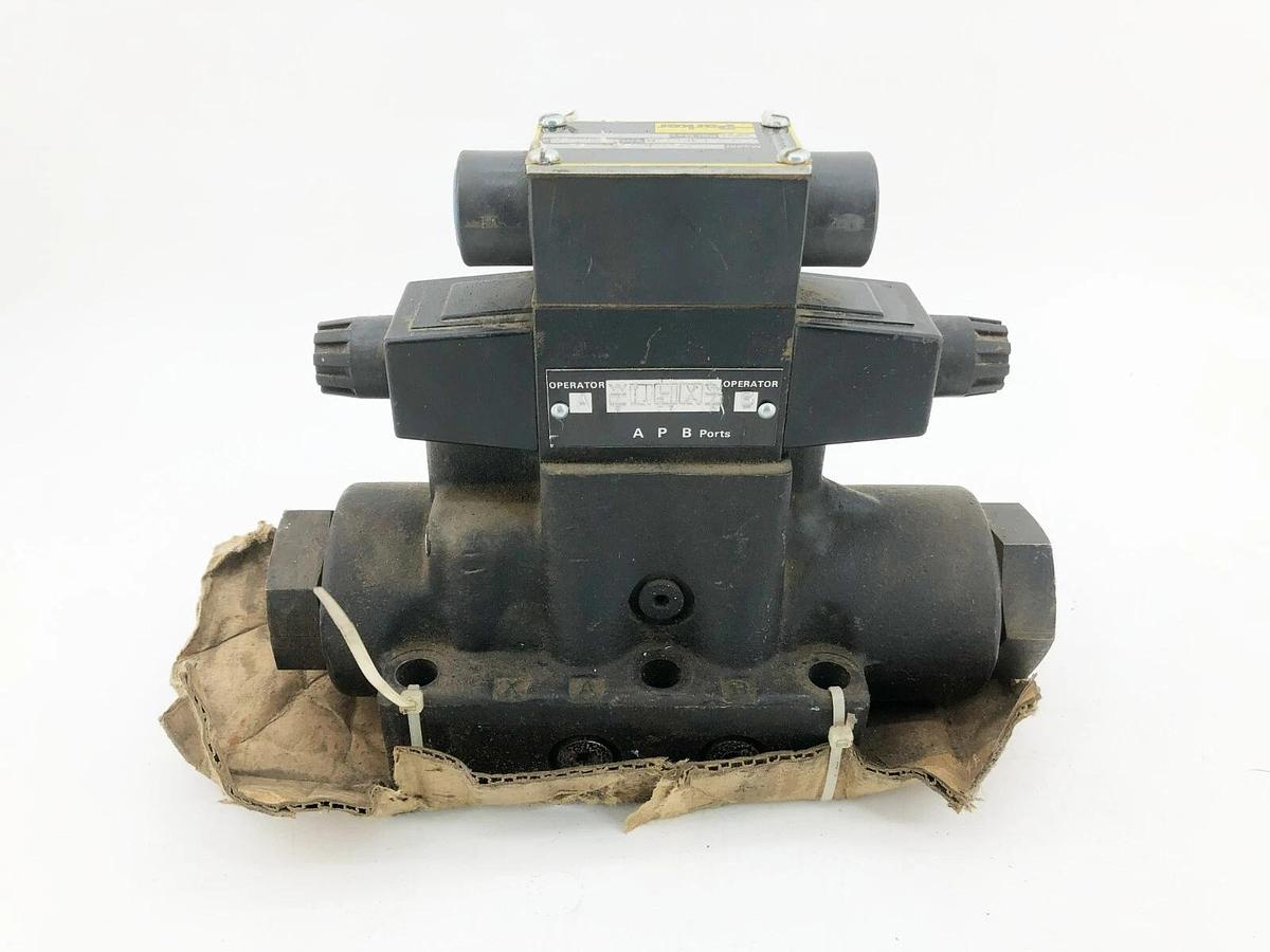 Used Parker D61VW4C4Y Directional Control Valve 110/120V 50/60Hz .48-.58A 3000psi