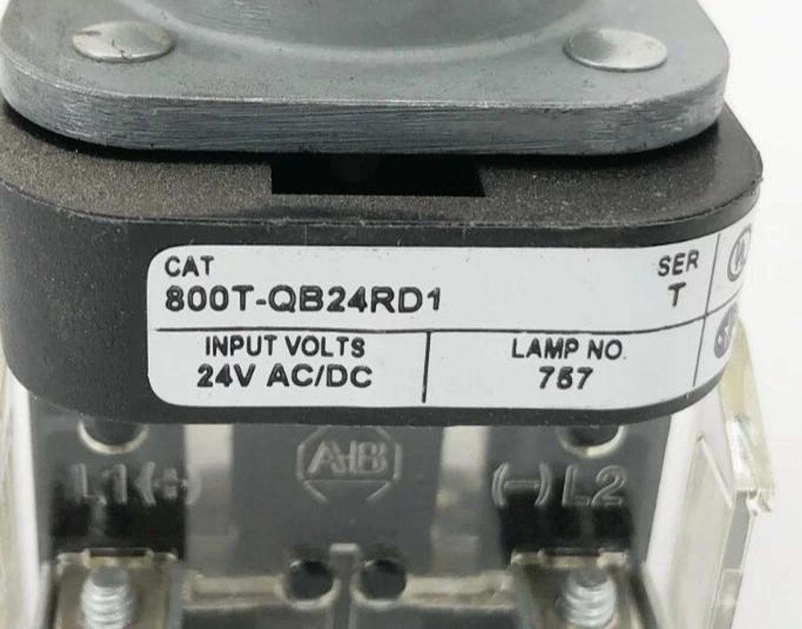 New Allen-Bradley 800T-QB24RD1 Ser. T Illuminated Pushbutton Red 24VAC/DC