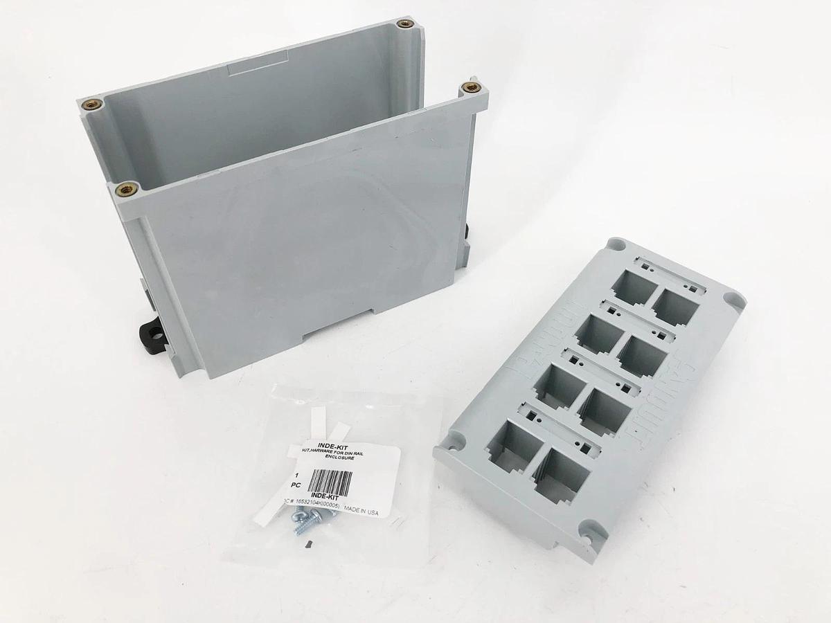 New Panduit CDPP8RG DIN Rail Shielded Patch Panel - No Box
