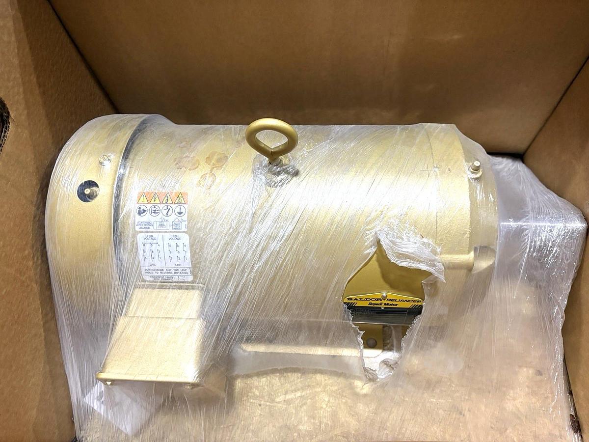 New Baldor EJMM3616T 7.5HP TEFC Electric Motor 230/460V 3450RPM 184JM Frame