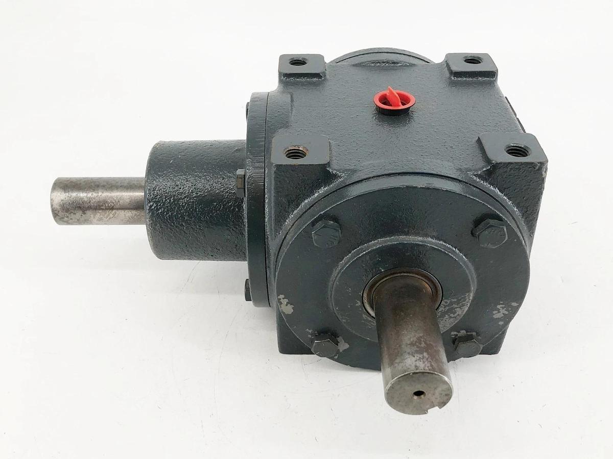 New Hub City 0220-03522 Right Angle Gearbox 1:1 Model 66 1.25" Shaft - No Box