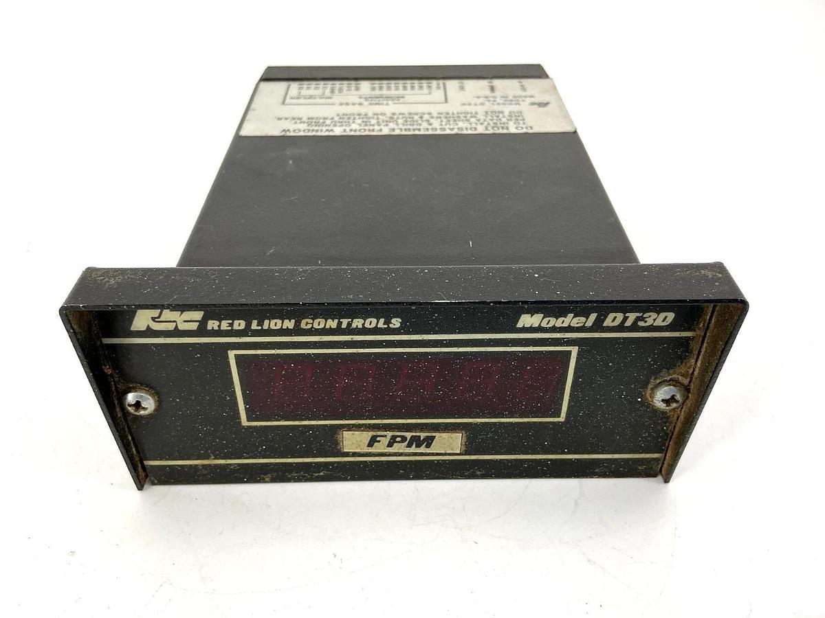 Used Red Lion DT3D0500 Tachometer 5-Digit LED Display 115VAC 50/60HZ DT3D