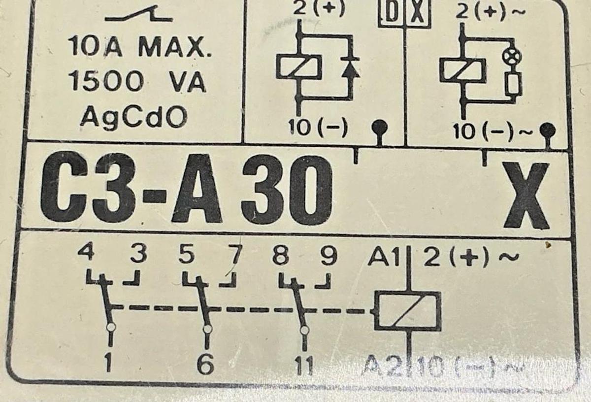New Turck C3-A30X/120VAC Ser MR-C Relay 11-Pin 120VAC Coil 3P 10A 250V No Box