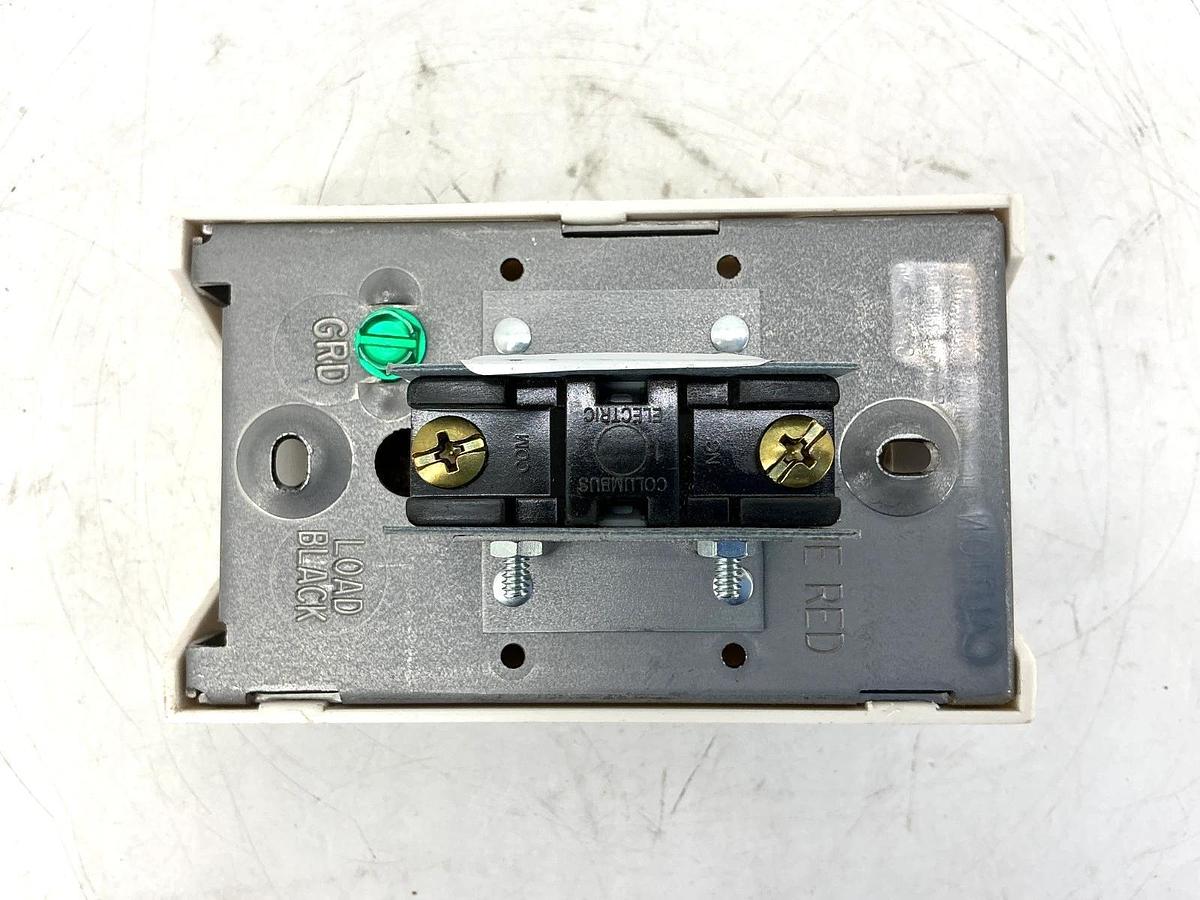New Dayton 6GVX8 Thermostat Cooling Control 50°-90°F On/Off 277VAC Single Stage