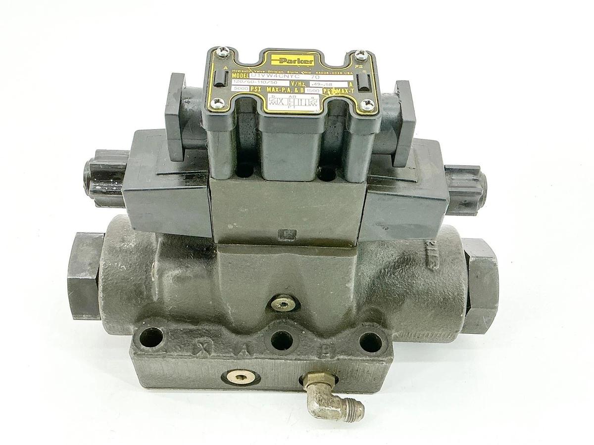 Used Parker D1VW4CNYC-70 Solenoid Valve 5000PSI ,58A 110/120V W/ Base