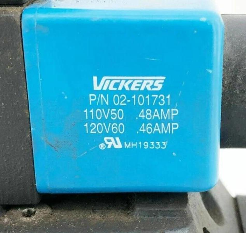 Used Vickers DG5S-8-2A-M-FW-B5-30 Solenoid Valve w/ DG4V-3S-2A-M-FW-B5-60